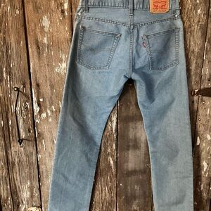 Levi's Classic Blue Straight Leg Jeans with Vintage Appeal